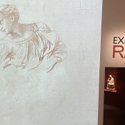 Entrée de l'exposition Expérience Raphaël aux Palais des Beaux-Arts de Lille