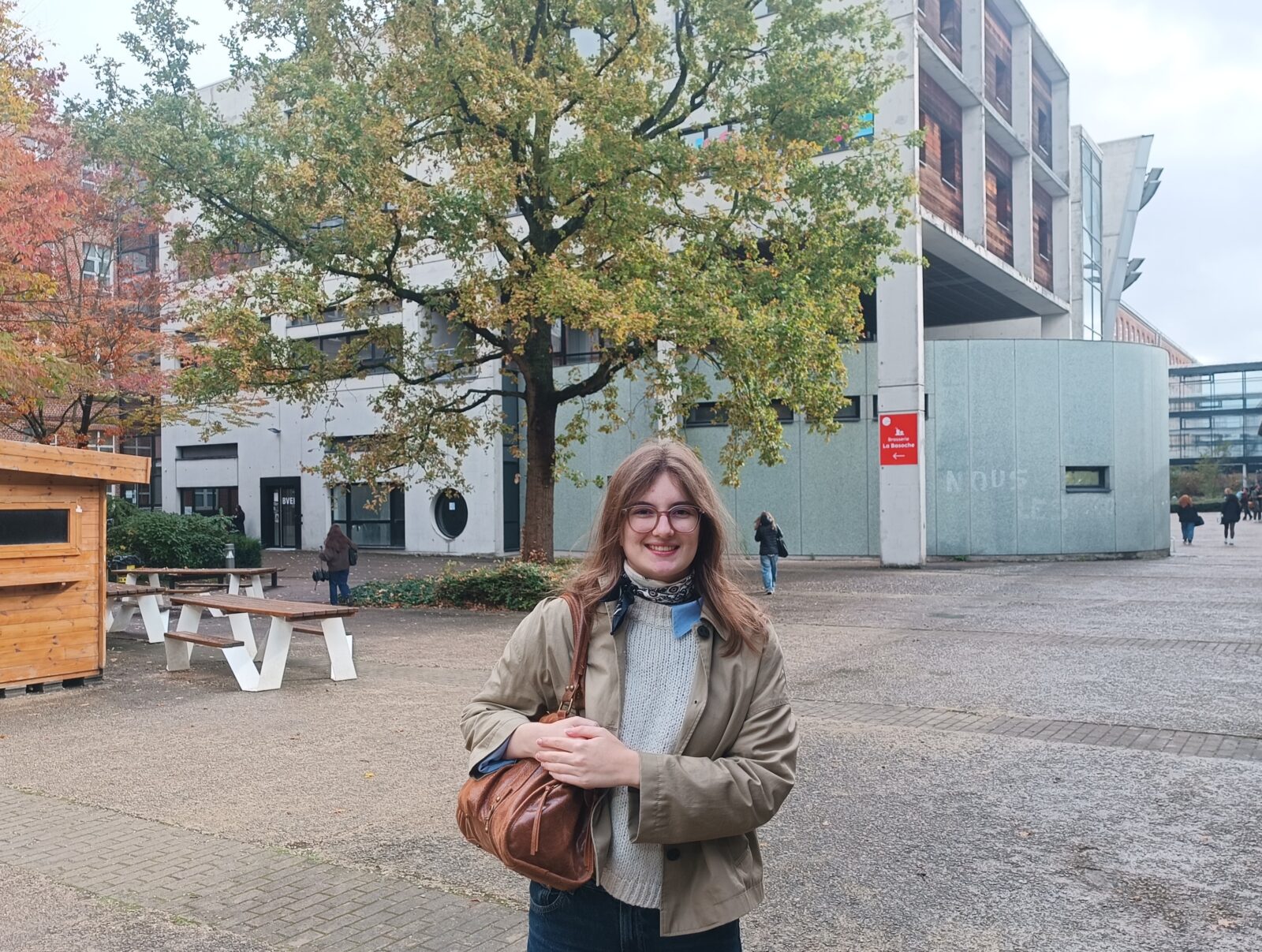 Emilie, étudiante en droit au campus de Moulin.