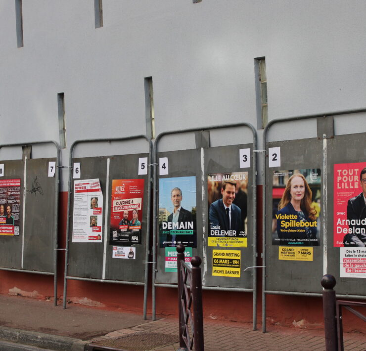 Arnaud Deslandes est arrivé en tête du premier tour, talonné de près par Lahouaria Addouche (LFI). Photo : Alexandre Van Assche/Pépère News