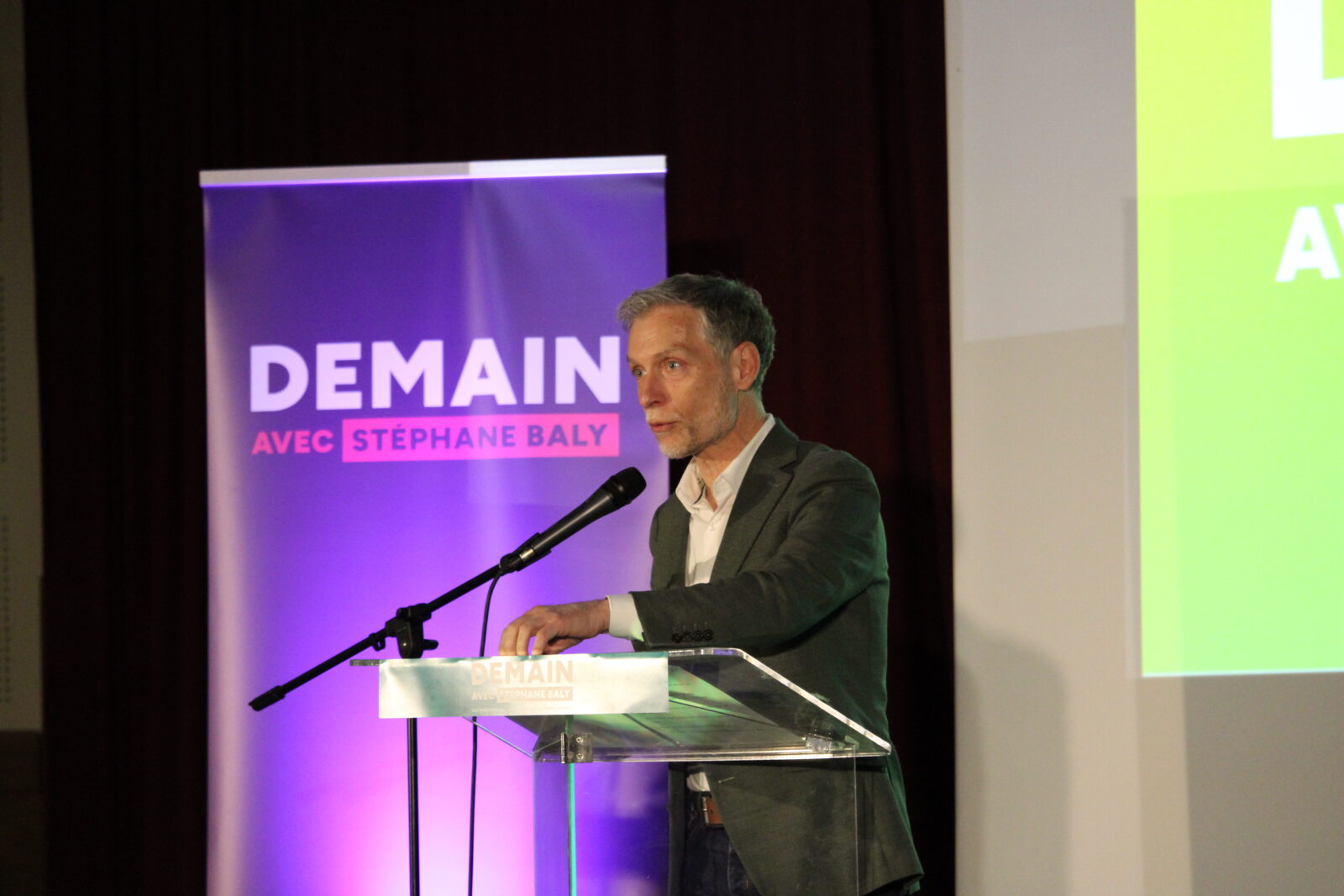 Stéphane Baly s'allie avec Arnaud Delandes. Photo : Alexandre Van Assche / Pépère News