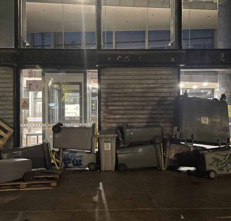 Blocus au campus Moulins de l'Université de Lille.